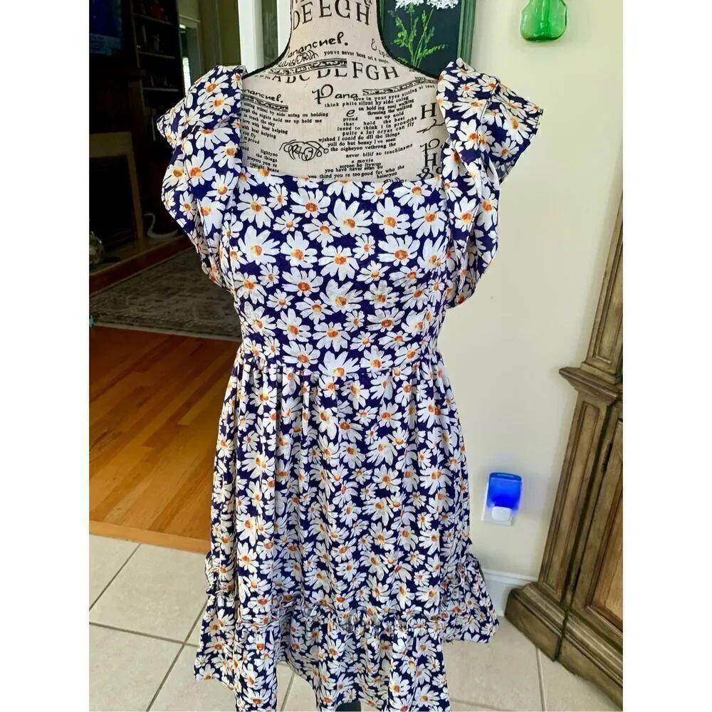Alter’d State Daisy Dress - Picture 6 of 6